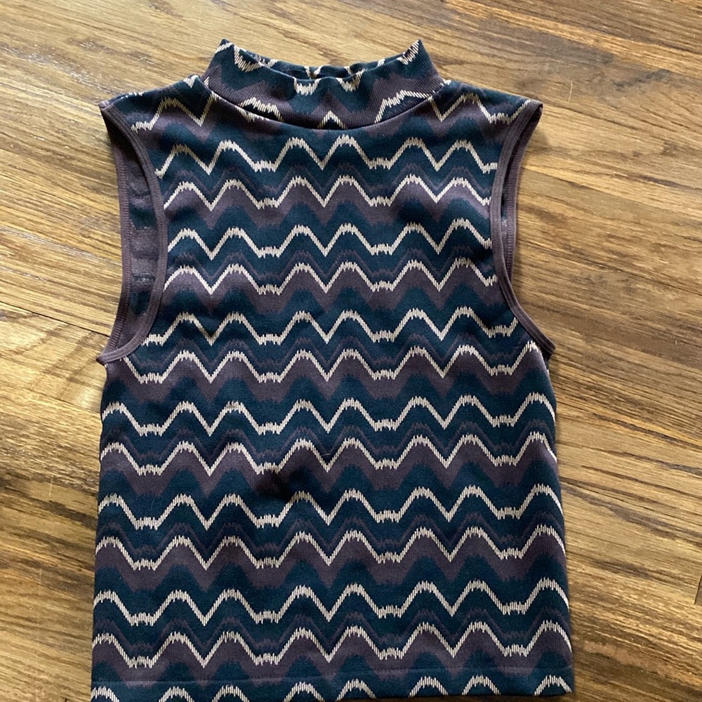 Willow + Root mock neck tank top